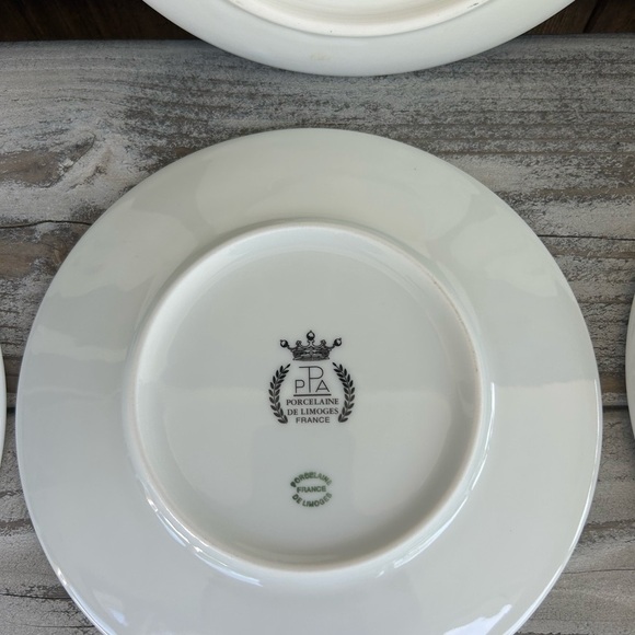 Vintage French Porcelain Cheese Plate Set. Made in France - Picture 9 of 10